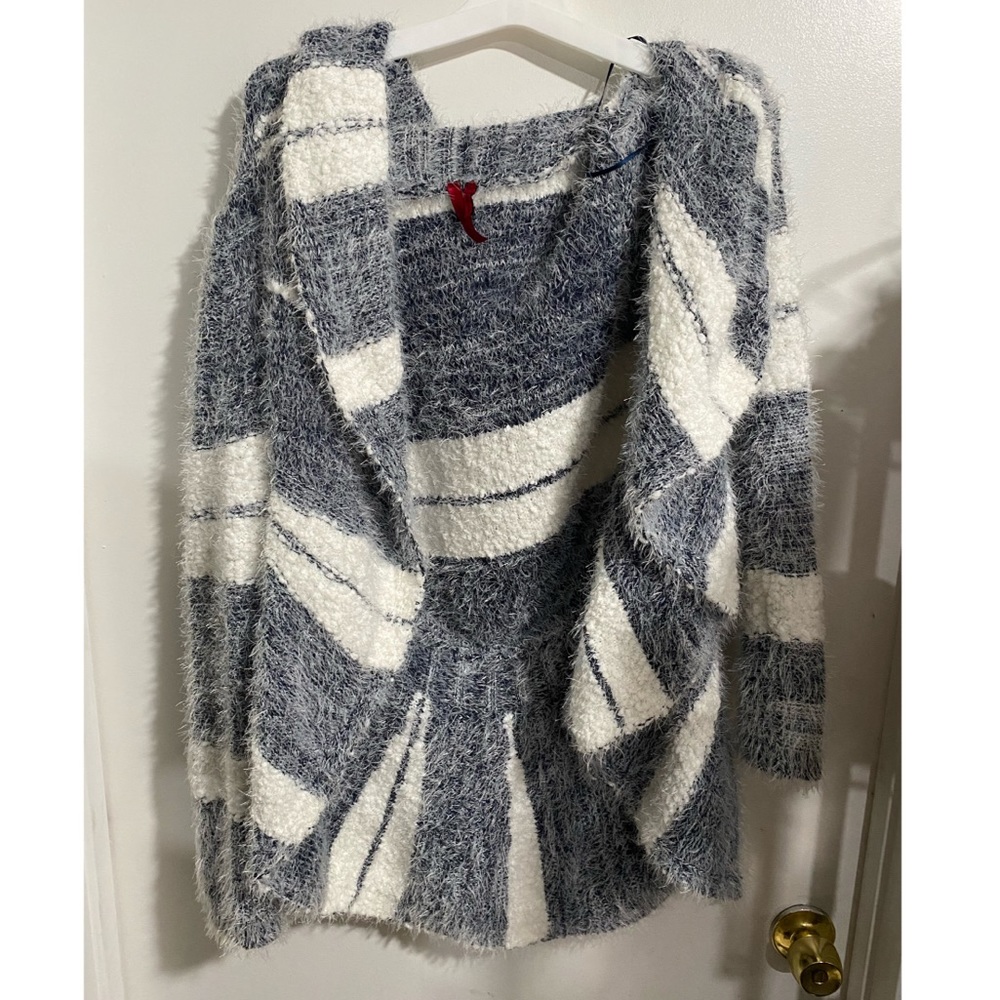 Fuzzy soft cardigan